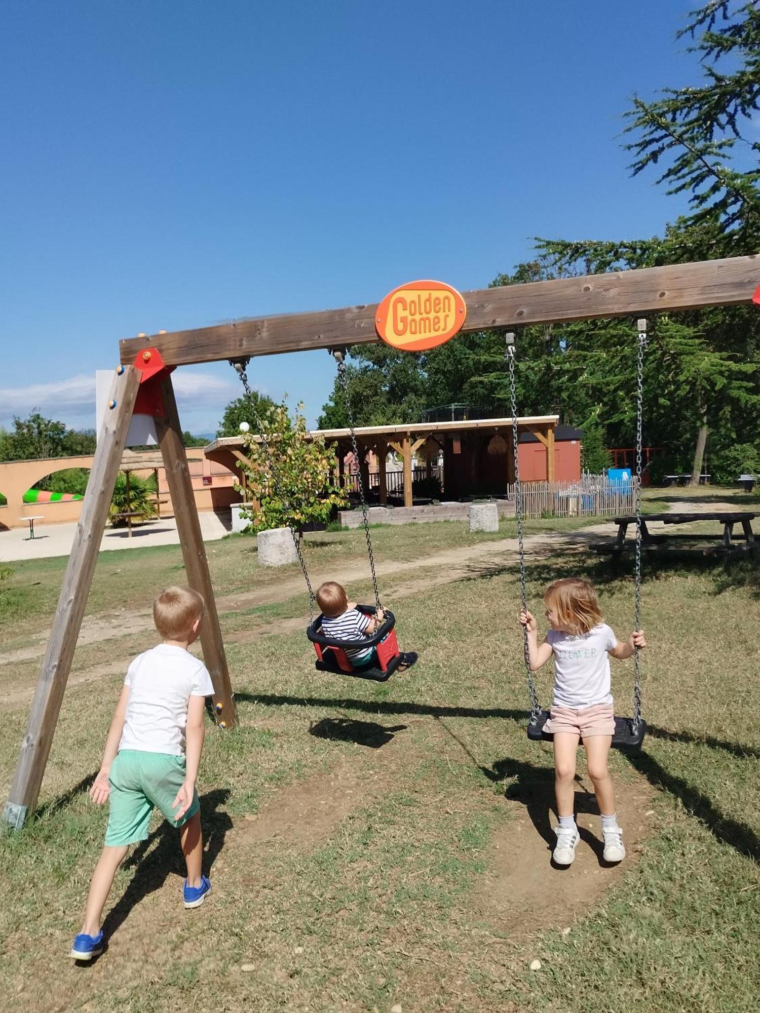 Camping Domaine De Senaud Albon Exterior photo